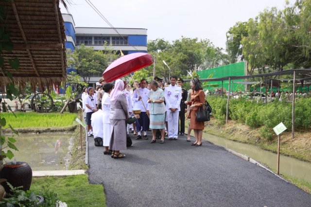 รับเสด็จสมเด็จพระเทพรัตนราชสุดาฯ สยามบรมราชกุมารี