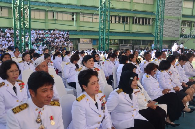 ถวายพระพรพระบาทสมเด็จพระเจ้าอยู่หัว