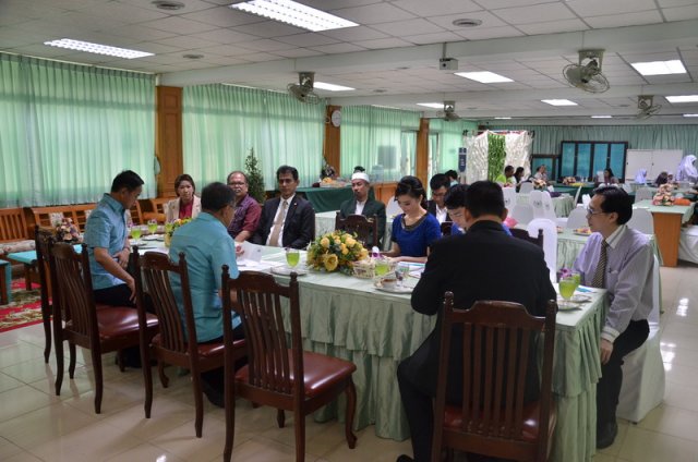 การต้อนรับ ทีมงานรายการเดินหน้าประเทศไทย (10 พ.ค.59)