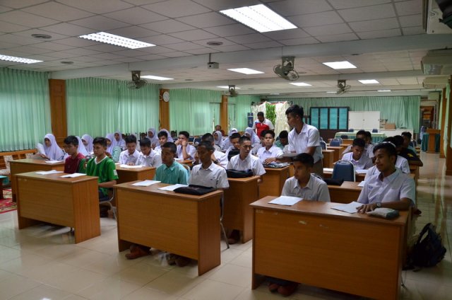 ประชุม ส.อ.บ.ต. (19.5.59)