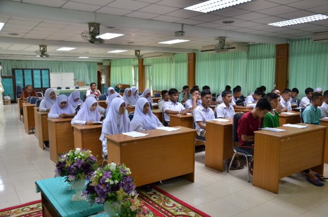 ประชุม ส.อ.บ.ต. (19.5.59)