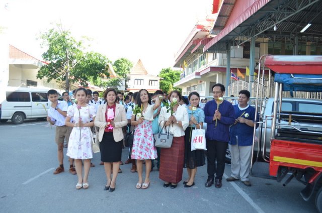 กิจกรรม ถวายเทียนพรรษา และเวียนเทียน 15 07 59