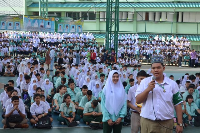 วันวานที่พากเพียร วันเกษียณที่ภาคภูมิ คุณครูพีระพนธ์ ชัยตรี และ คุณป้าศีริพร  อินรอด  ปีการศึกษา 2559  29.08.59