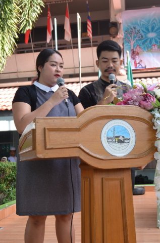 วันวานที่พากเพียร วันเกษียณที่ภาคภูมิ คุณครูพีระพนธ์ ชัยตรี และ คุณป้าศีริพร  อินรอด  ปีการศึกษา 2559  29.08.59