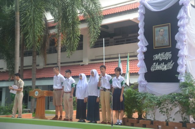 พิธีแสดงความอาลัยแด่พระบาทสมเด็จพระเจ้าอยู่หัวในพระบรมโกศ 31.10.59