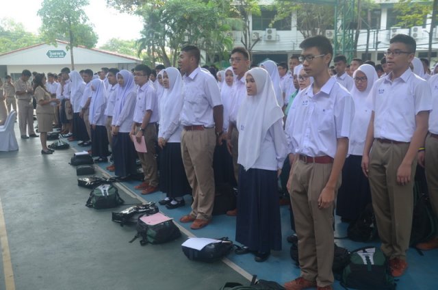 พิธีแสดงความอาลัยแด่พระบาทสมเด็จพระเจ้าอยู่หัวในพระบรมโกศ 31.10.59