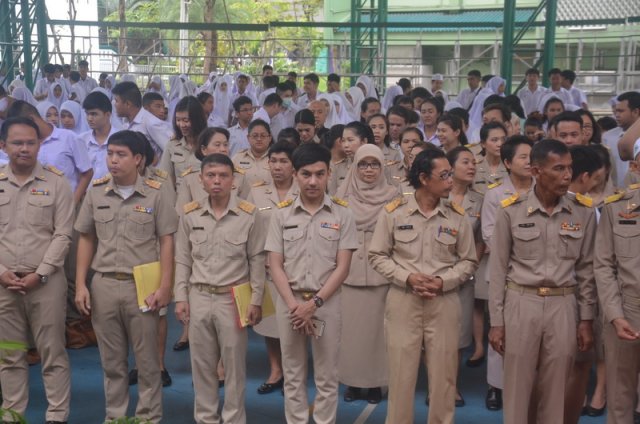 พิธีแสดงความอาลัยแด่พระบาทสมเด็จพระเจ้าอยู่หัวในพระบรมโกศ 31.10.59