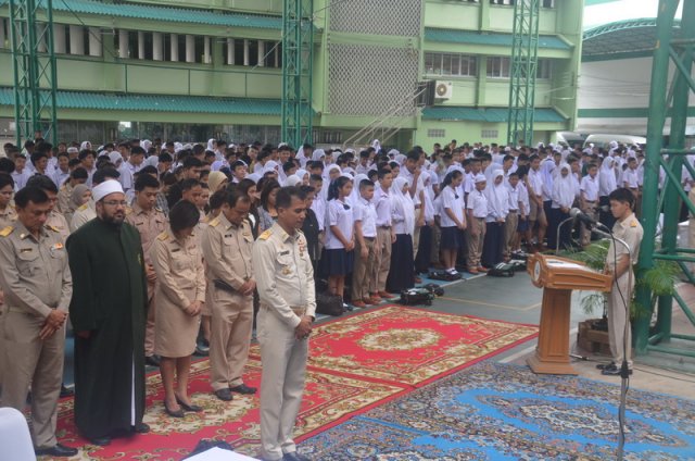 พิธีแสดงความอาลัยแด่พระบาทสมเด็จพระเจ้าอยู่หัวในพระบรมโกศ 31.10.59